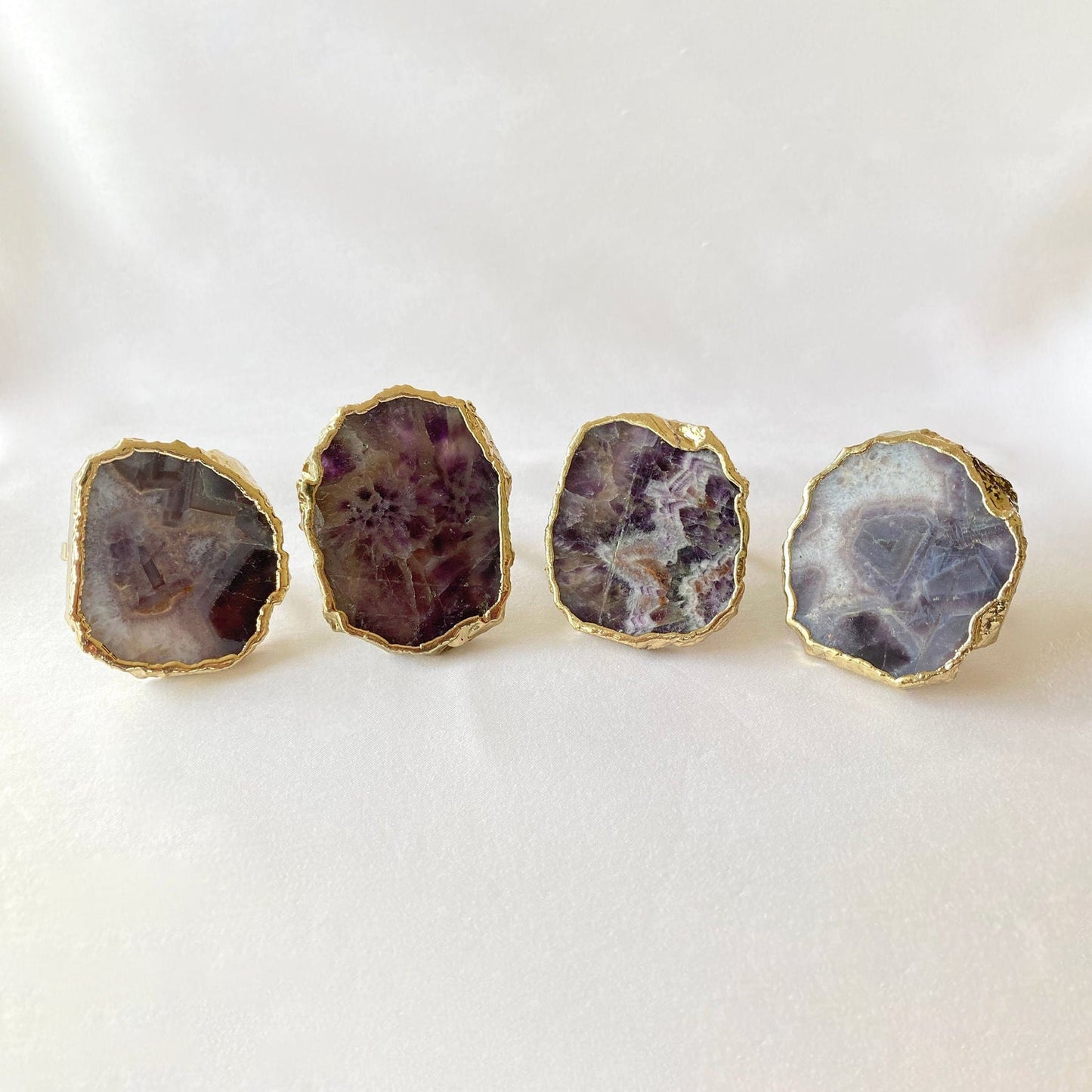 Set of 4 Amethyst Agate Napkin Rings - Handcrafted Elegance