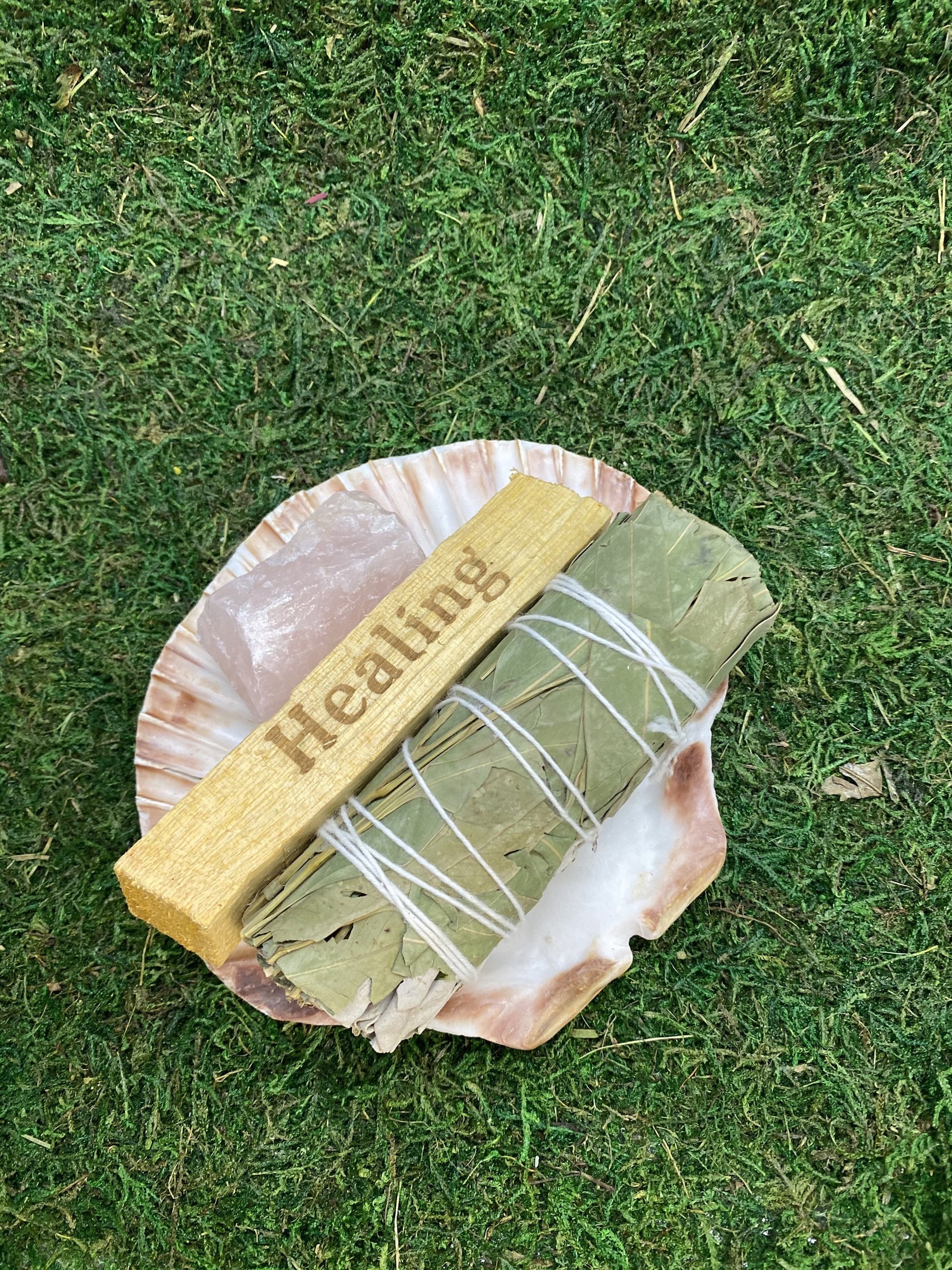 Healing Smudge Kit - Rose Quartz, Palo Santo & Sage